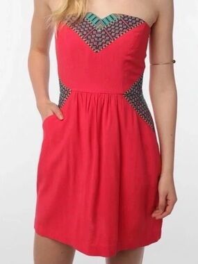 ecoté Urban Outfitters Strapless Dress Red/Coral Pink Y2K Embroidered Size M